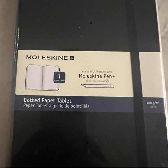 Moleskin Dotted Paper Tablet Hard Cover Smart Notebook 5"x8.25 Black 176… - Picture 4 of 10